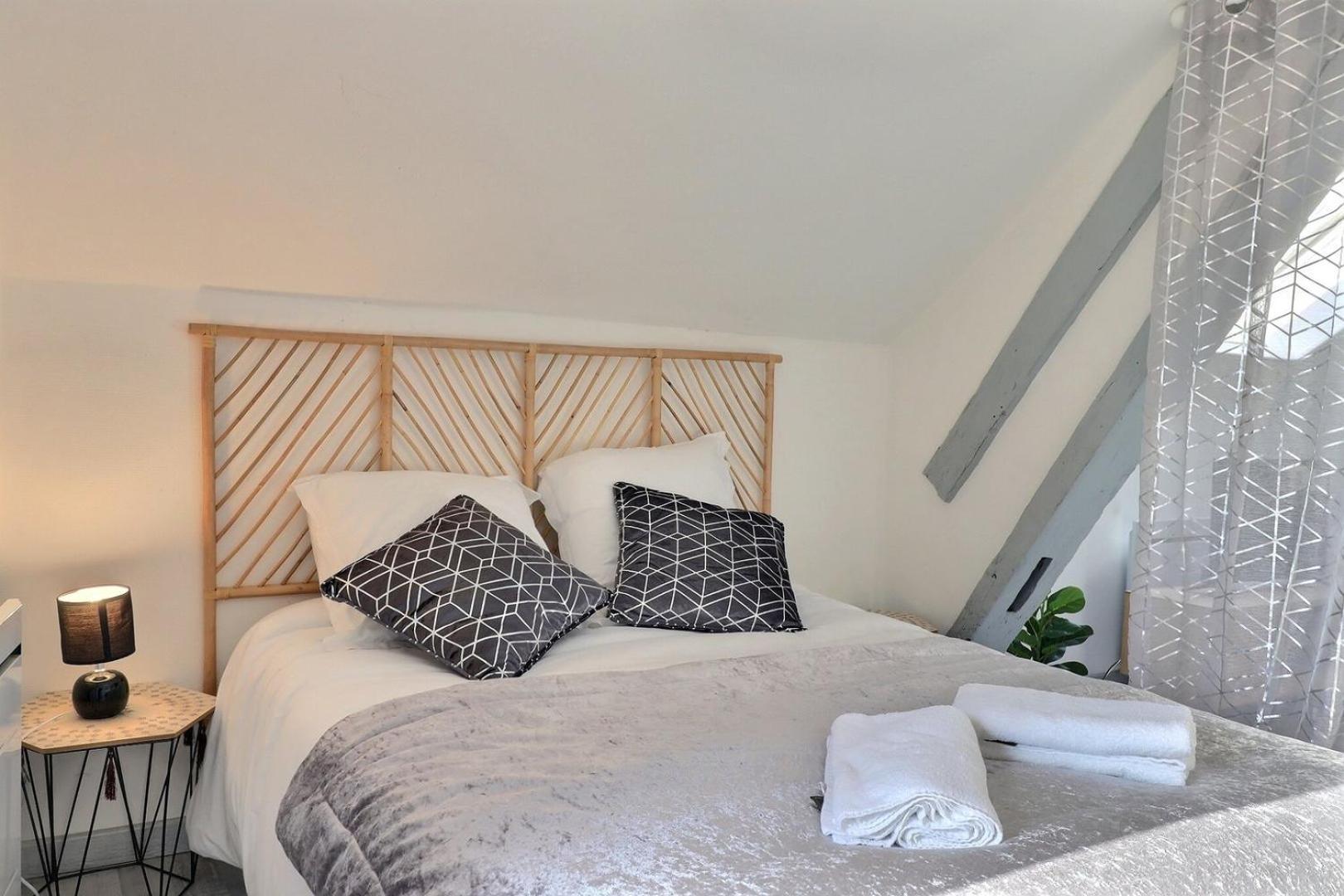 Downtown Apartment - Quiet And Cozy - Mon Groom Troyes Exteriör bild