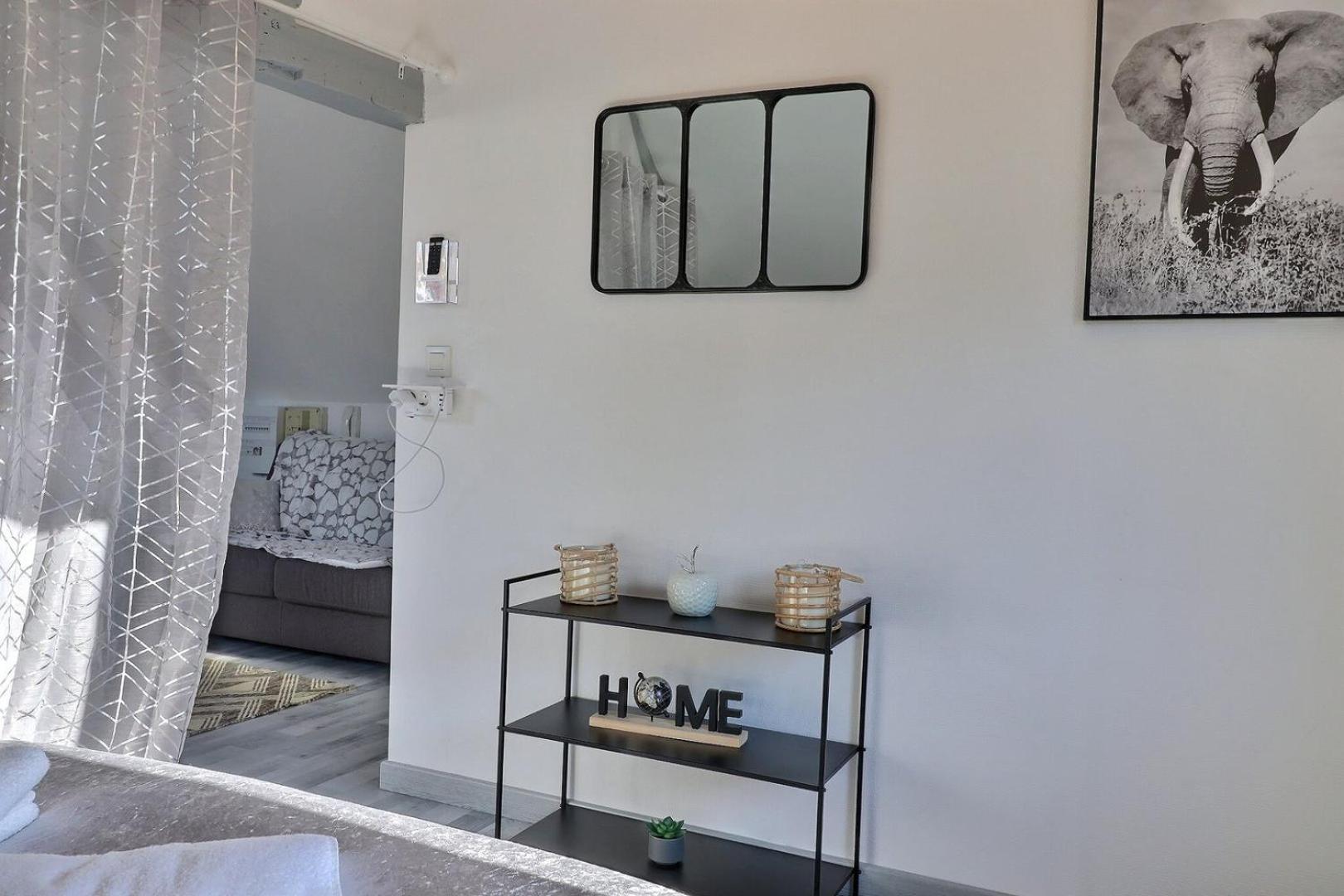 Downtown Apartment - Quiet And Cozy - Mon Groom Troyes Exteriör bild